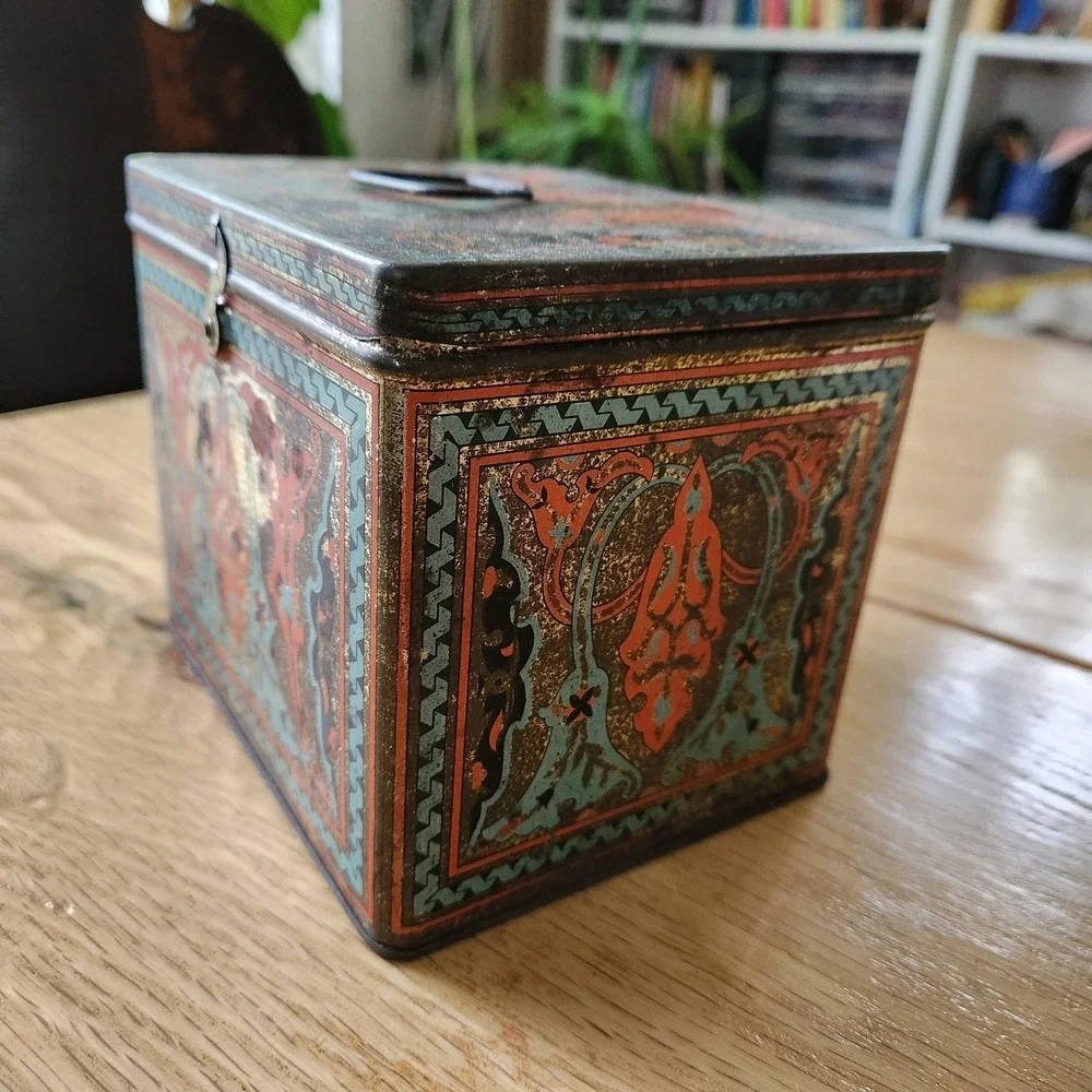 Antique 1920s Biscuit Tin‎ Uneeda Nabisco Art Nouveau Red Blue